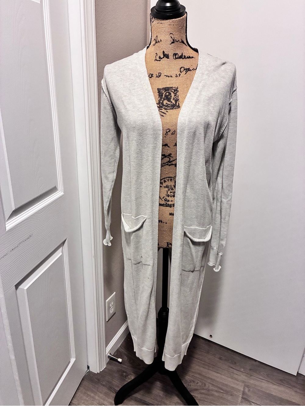 hippie laundry Light Gray Open-Front Long Cardigan